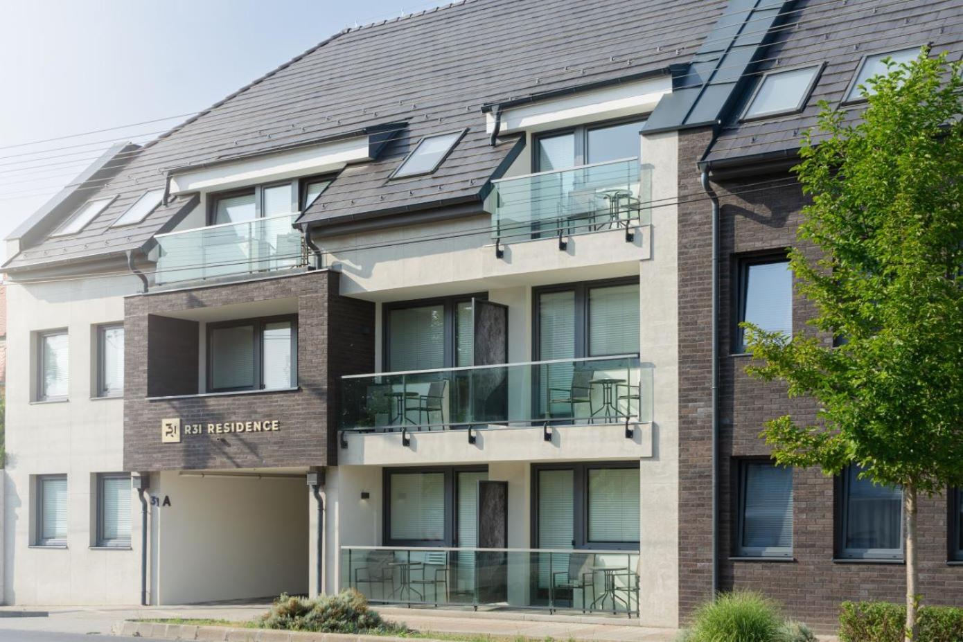 R31 Residence Sarvar Exterior photo