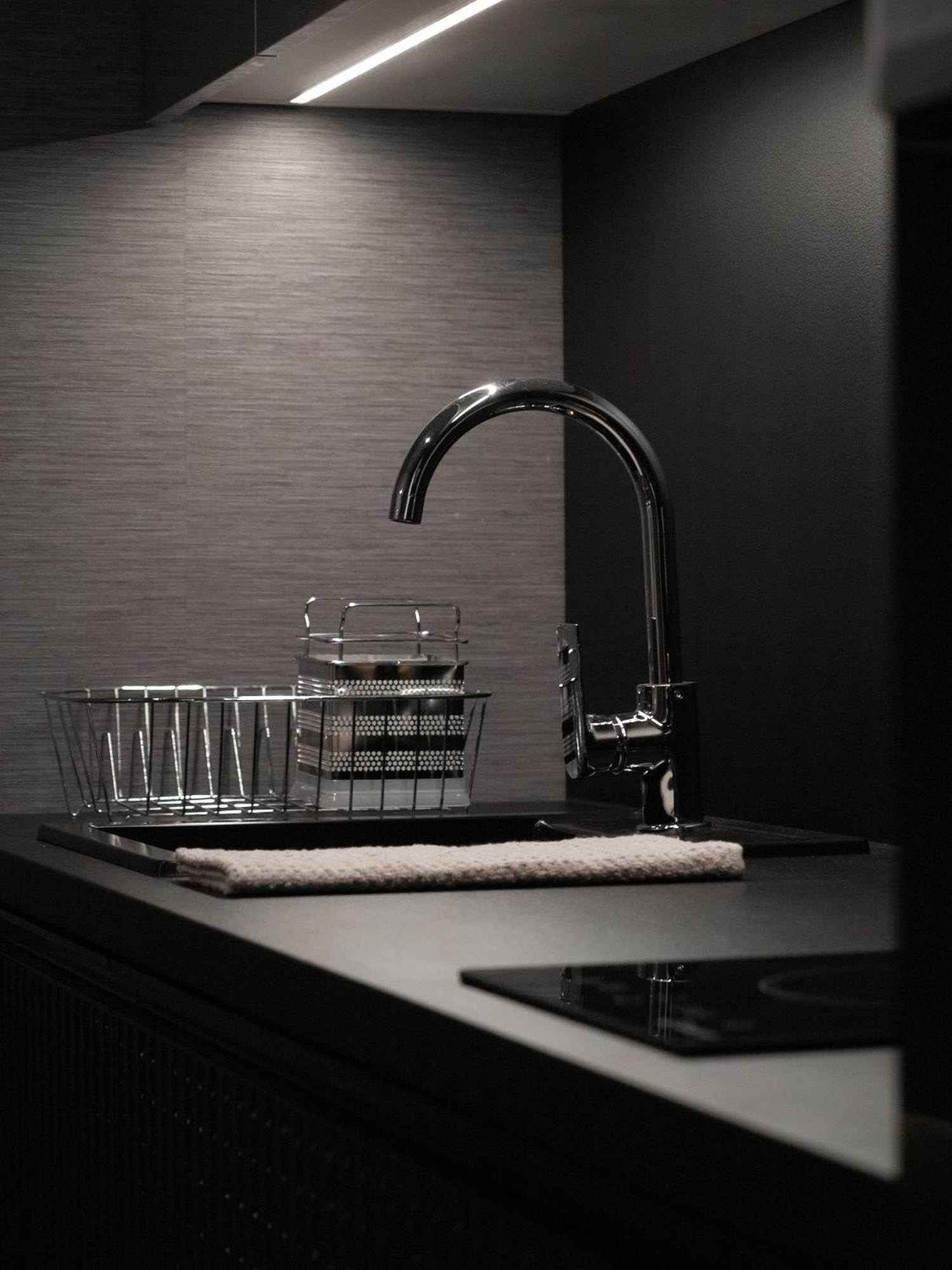 R31 Residence Sarvar Room photo